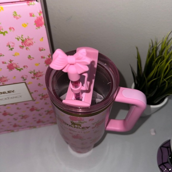 Love Shack Fancy Stanley Sunset Ibiza - Picture 2 of 14